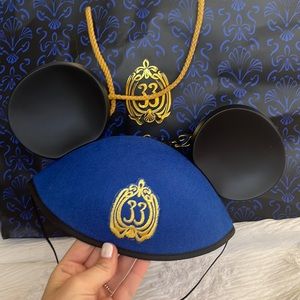 Disney club 33 mouse ears